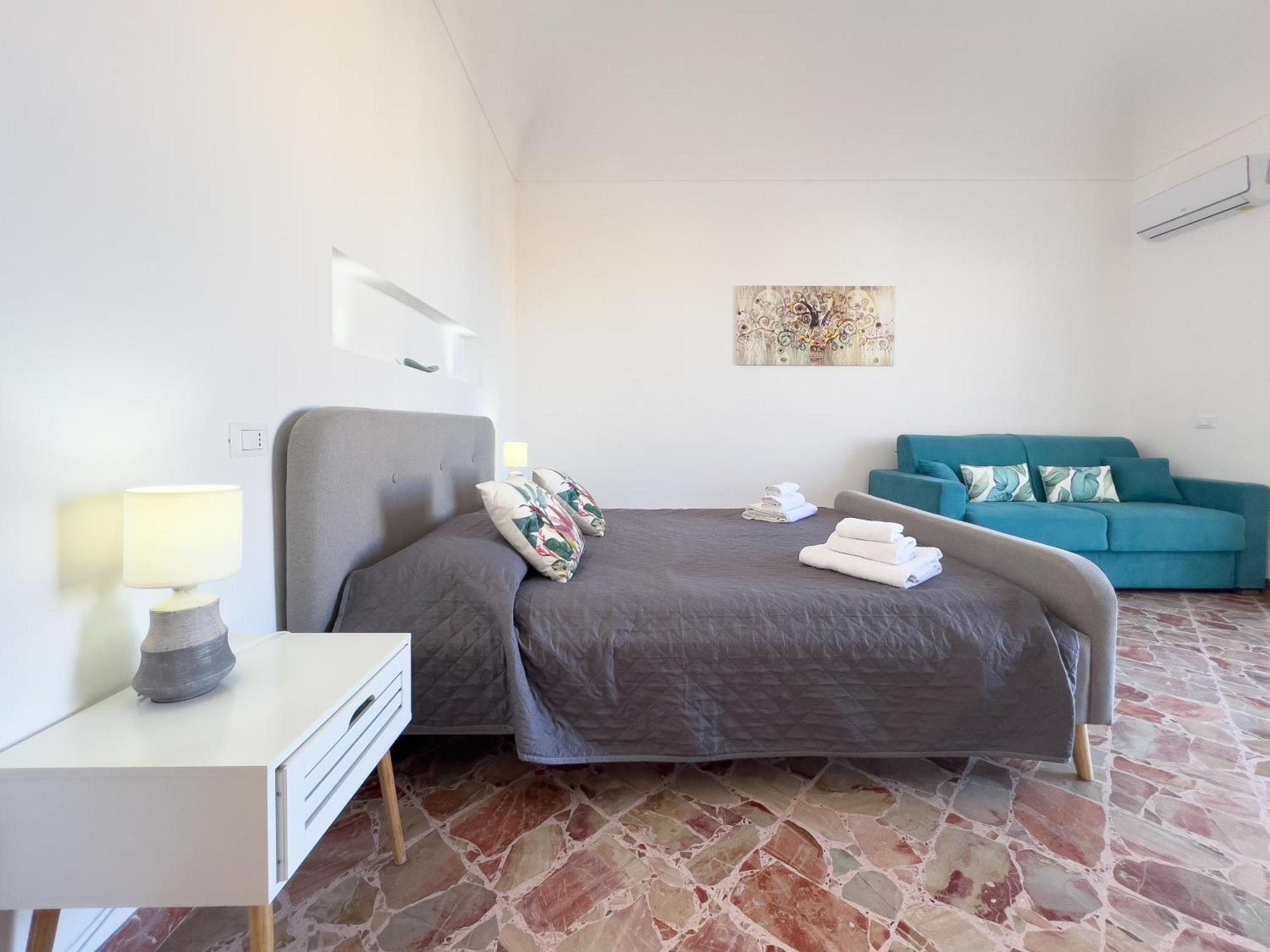 Ponente & Maestro Rooms Фавиняна Екстериор снимка