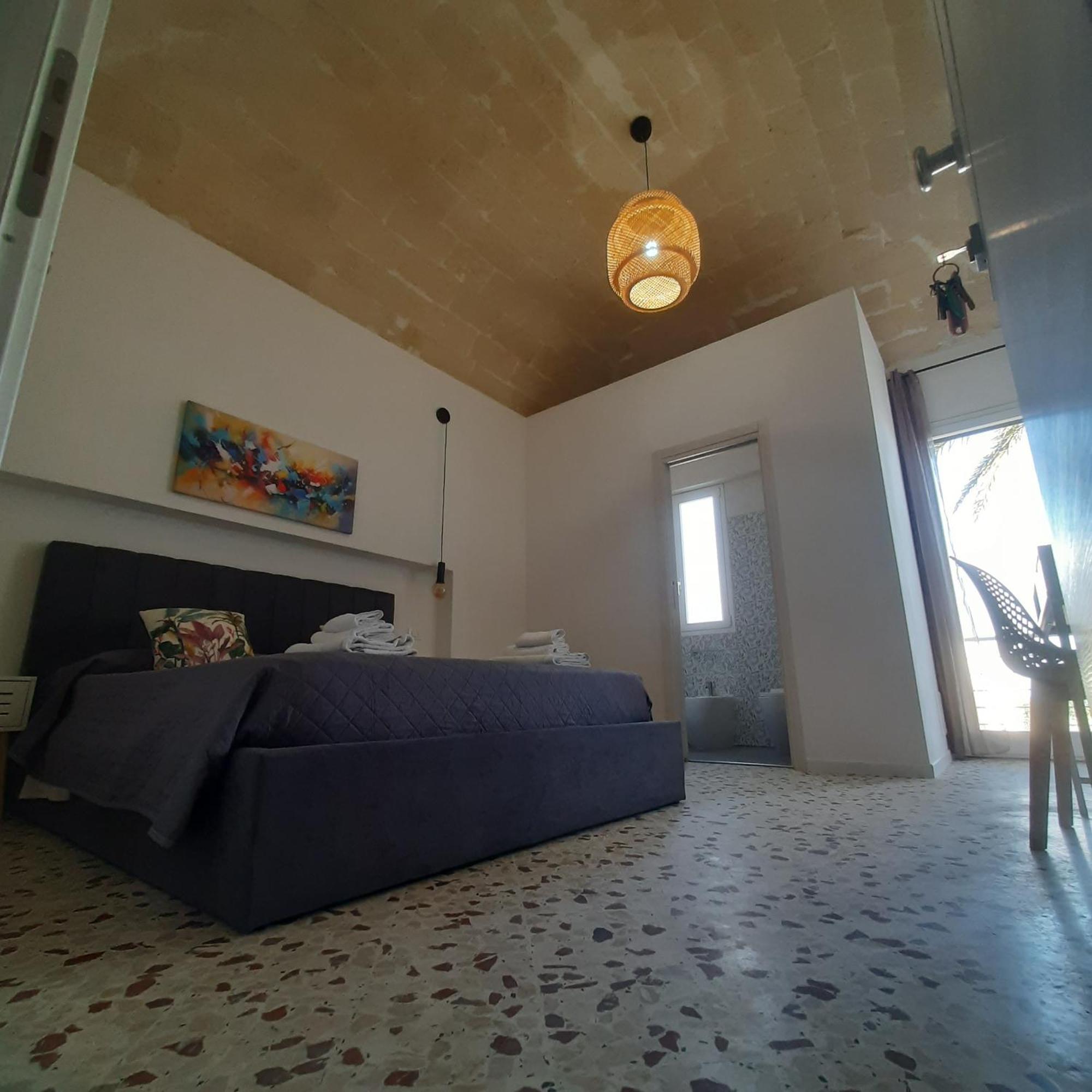 Ponente & Maestro Rooms Фавиняна Екстериор снимка